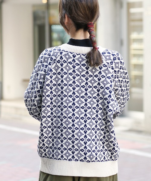 チチカカ（チチカカ）の「総柄ジャガードカーディガン（カーディガン/ボレロ・レディース・イエロー/ネイビー・FREE）」の5枚目の写真