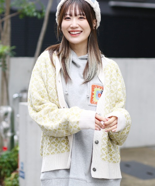 チチカカ（チチカカ）の「総柄ジャガードカーディガン（カーディガン/ボレロ・レディース・イエロー/ネイビー・FREE）」の20枚目の写真