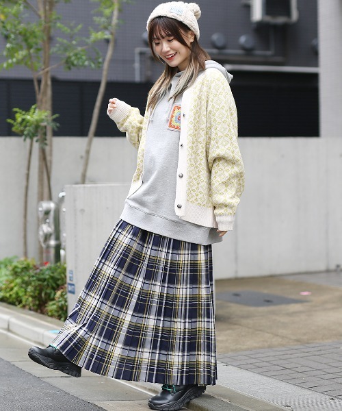 チチカカ（チチカカ）の「総柄ジャガードカーディガン（カーディガン/ボレロ・レディース・イエロー/ネイビー・FREE）」の19枚目の写真