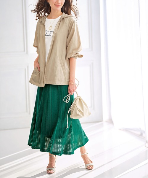 BELLUNA（ベルーナ）の「レース使いフレアーデザインスカート（スカート・レディース・グリーン/ブラック/オレンジ・MEDIUM/X-LARGE/SMALL/LARGE）」の5枚目の写真