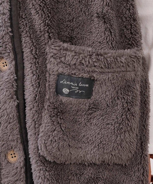 emesuelee（エメスーリー）の「ふわふわモフモフノーカラーロングボタンベスト（その他ルームウェア・レディース・ピンク/モカ/アイボリー/モスグリーン/ブルー/チャコールグレー・フリー）」の7枚目の写真