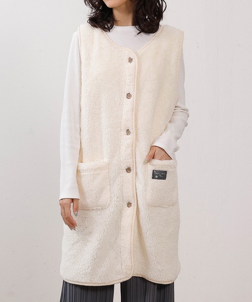emesuelee（エメスーリー）の「ふわふわモフモフノーカラーロングボタンベスト（その他ルームウェア・レディース・ピンク/モカ/アイボリー/モスグリーン/ブルー/チャコールグレー・フリー）」の15枚目の写真