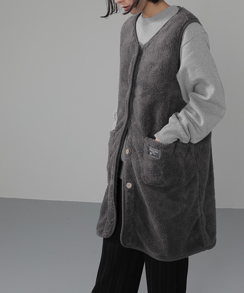 emesuelee（エメスーリー）の「ふわふわモフモフノーカラーロングボタンベスト（その他ルームウェア・レディース・ピンク/モカ/アイボリー/モスグリーン/ブルー/チャコールグレー・フリー）」の20枚目の写真