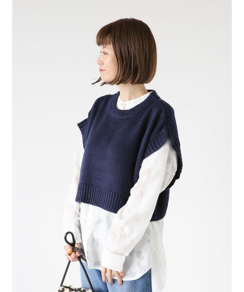 Lugnoncure（ルノンキュール）の「後ろ畦編み短丈ベスト（ベスト・レディース・オフホワイト/ネイビー/ブラウン・F）」の10枚目の写真