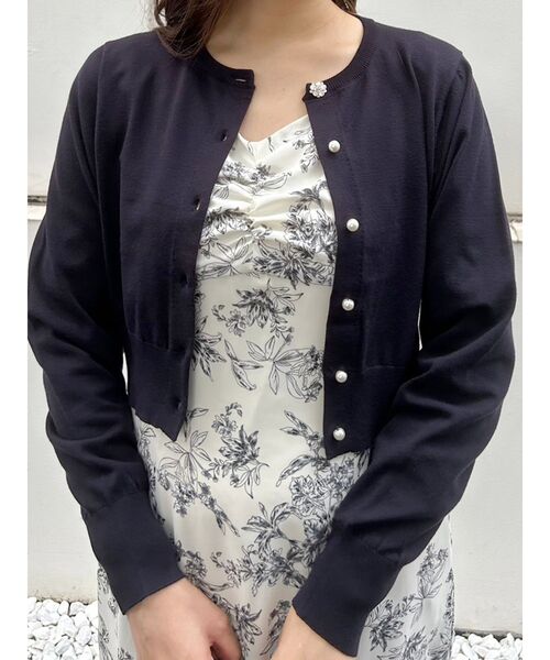 MERCURYDUO（マーキュリーデュオ）の「ビジューボタンニットカーディガン（カーディガン/ボレロ・レディース・ベージュ/ブラック/ネイビー/ピンク/ラベンダー/ライトブルー/オフホワイト・FREE）」の6枚目の写真