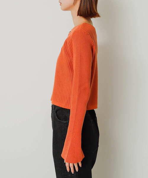 SENSE OF PLACE by URBAN RESEARCH（センスオブプレイスバイアーバンリサーチ）の「フレアスリーブジップセーター（ニット/セーター・レディース・オレンジ/ブラック系その他/アイボリー/ブラック・ONE）」の13枚目の写真