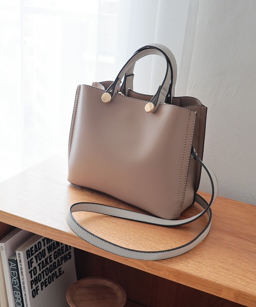 MIAN （ミアン）の「CLIVIA / ミニハンドバッグ（ハンドバッグ・レディース・グレー/アイボリー/ブラック/ライトイエロー/サックスブルー/ミント/モカ・FREE）」の4枚目の写真