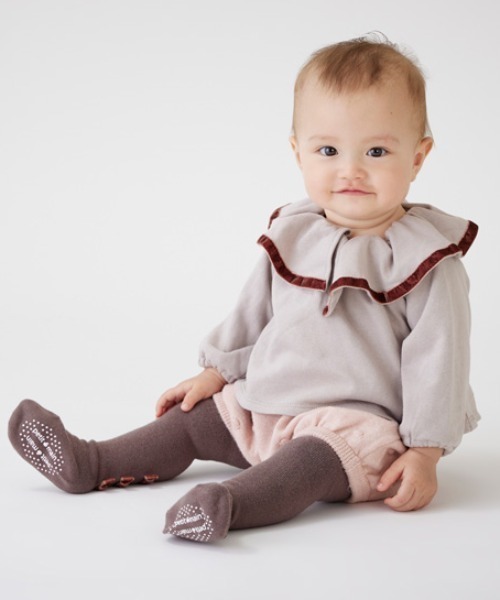 petit main(プティマイン)の「【リンク】フリル衿セットアップ(ベビー)(アンサンブル・キッズ・アイボリー/ライトベージュ/チャコール・80cm/70cm)」の1枚目の写真