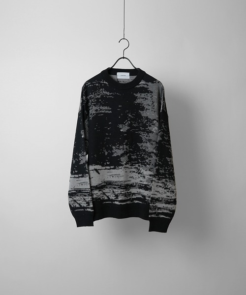 Confirm（コンファーム）の「ビッグシルエット ヘリンボーン柄 / ニュアンス柄 / 煙柄 プルオーバーニット【Confirm】（ニット/セーター・メンズ・ホワイト/ブルー/ブラック/ホワイト系その他/ブラック系その他/グレー系その他/ブルー系その他/ブラック系その他2/ホワイト系その他2/グリーン系その他2・M/L）」の7枚目の写真