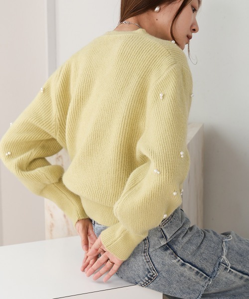 Bab(バブ)の「ランダムパールビジューニットトップス(ニット/セーター・レディース・ブラック/グリーン/オフホワイト・FREE)」の19枚目の写真