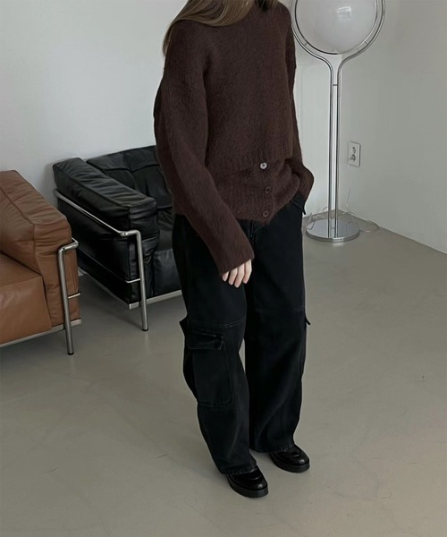 LYEON(リヨン)の「モヘアライクニットセットアップ/フロントボタンビスチェセットニット(ニット/セーター・レディース・オフホワイト/ブラック/ブラウン/チャコールグレー・FREE)」の7枚目の写真