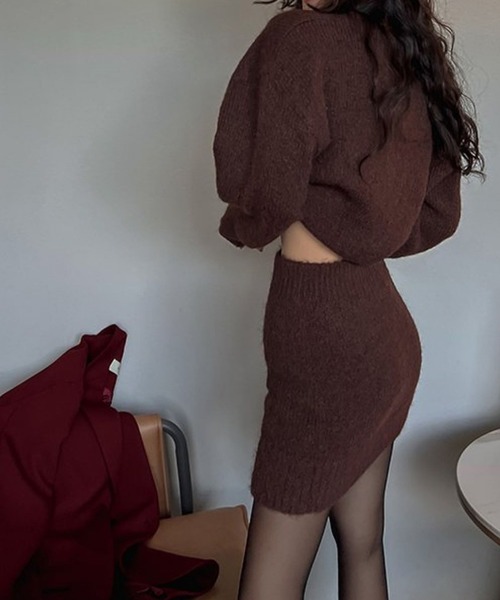 LYEON(リヨン)の「モヘアライクニットセットアップ/フロントボタンビスチェセットニット(ニット/セーター・レディース・オフホワイト/ブラック/ブラウン/チャコールグレー・FREE)」の20枚目の写真