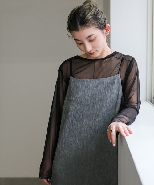 select MOCA（セレクトモカ）の「【サイズ展開あり】楊柳ポンチキャミワンピース（ワンピース・レディース・アイボリー/カーキ/グレー・MEDIUM/LARGE）」の3枚目の写真