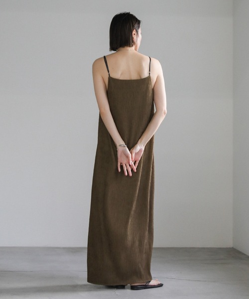 select MOCA（セレクトモカ）の「【サイズ展開あり】楊柳ポンチキャミワンピース（ワンピース・レディース・アイボリー/カーキ/グレー・MEDIUM/LARGE）」の18枚目の写真