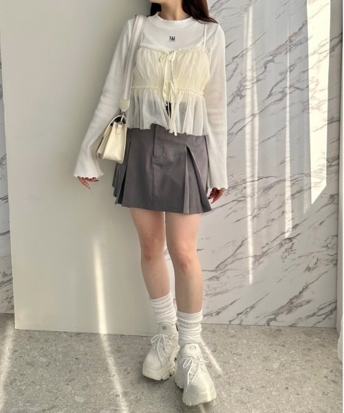 OLIVE des OLIVE(オリーブデオリーブ)の「チュールキャミソール 1041040010(キャミソール・レディース・チャコールグレー/アイボリー/ブラック/シルバー・FREE)」の22枚目の写真