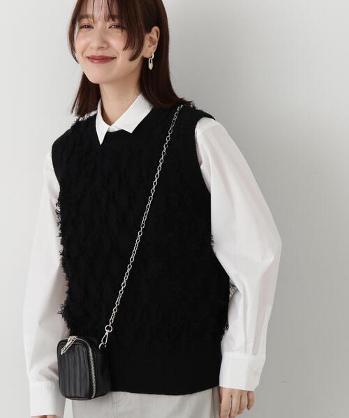 N.（N. Natural Beauty Basic）（エヌエヌナチュラルビューティーベーシック）の「◆フリンジニットベスト（ベスト・レディース・ブラック/グレー・MEDIUM）」の4枚目の写真