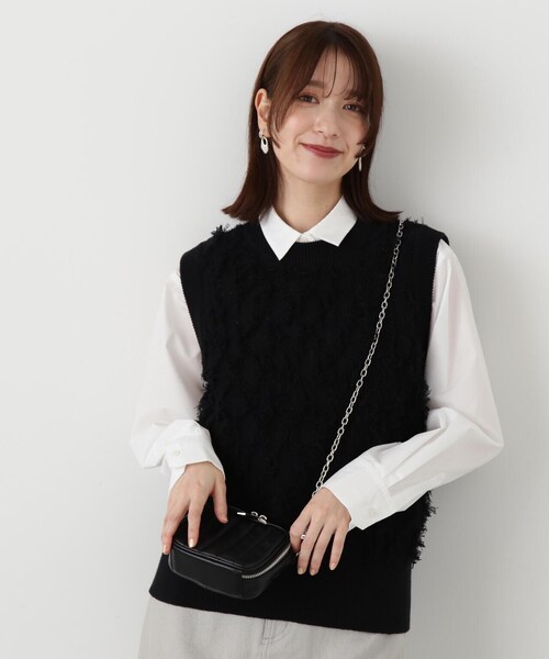 N.（N. Natural Beauty Basic）（エヌエヌナチュラルビューティーベーシック）の「◆フリンジニットベスト（ベスト・レディース・ブラック/グレー・MEDIUM）」の5枚目の写真