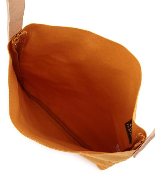 BEAUTY&YOUTH UNITED ARROWS(ビューティーアンドユースユナイテッドアローズ)の「<TEMBEA> D/TOTE LOGO/トートバッグ(トートバッグ・メンズ・ホワイト/グレー/マスタード・ONE SIZE)」の9枚目の写真