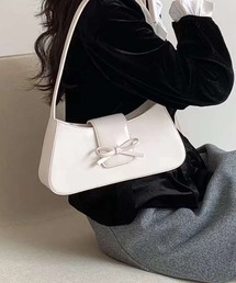 リボン付きスクエアショルダーバッグ