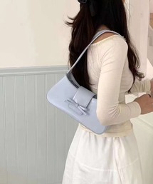 leune（ルネ）の「リボン付きスクエアショルダーバッグ（ショルダーバッグ）」