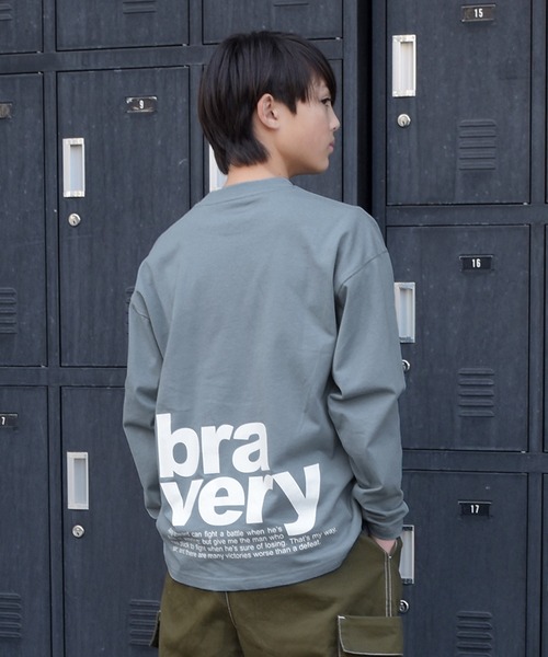 GLAZOS（グラソス）の「【プチプラ】アソートバックロゴ長袖Tシャツ（Tシャツ/カットソー・キッズ・ブルー/グレー/ブラック/ホワイト/ベージュ・140cm/150cm/160cm/170cm）」の5枚目の写真