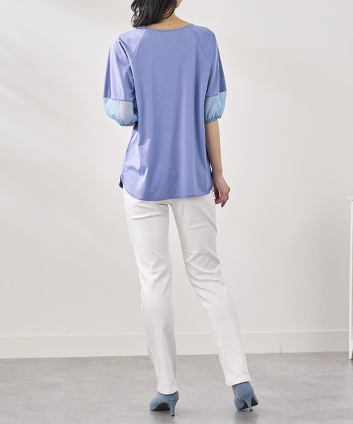 BELLUNA PLUS（ベルーナ）の「袖シアー切替デザインプルオーバー（Tシャツ/カットソー・レディース・オレンジ/ラベンダー/ベージュ系/ブラック・X-LARGE/LARGE/MEDIUM）」の17枚目の写真