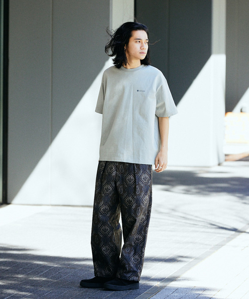 Snow Peak(スノーピーク)の「SNOW PEAK × JOURNAL STANDARD / 別注 UCCP Flat Burner Tshirt(Tシャツ/カットソー・メンズ・ホワイト/ライトグレー・X-LARGE/LARGE/MEDIUM)」の3枚目の写真