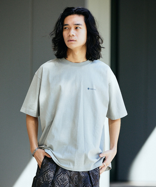 Snow Peak(スノーピーク)の「SNOW PEAK × JOURNAL STANDARD / 別注 UCCP Flat Burner Tshirt(Tシャツ/カットソー・メンズ・ホワイト/ライトグレー・X-LARGE/LARGE/MEDIUM)」の9枚目の写真