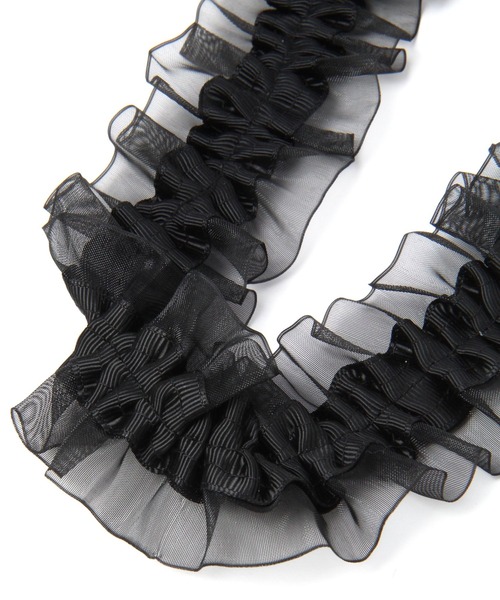 LAKOLE(ラコレ)の「チュールラッフルストラップ / 104902(スマホグッズ・レディース・ブラック/オレンジ/ライトグリーン・FREE)」の5枚目の写真