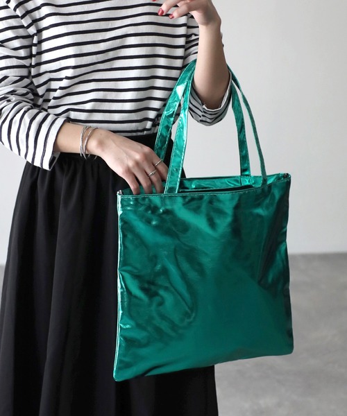 Riberry（リベリー）の「メタリックトートバッグ（トートバッグ・レディース・シルバー/ブルー/グリーン/オレンジ/ゴールド・FREE）」の2枚目の写真