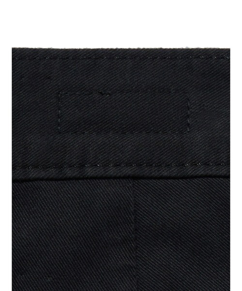 Levi's（リーバイス）の「Levi's/リーバイス PLEATED WIDELEG トラウザー ブラック CAVIAR（その他パンツ・レディース・ブラック・23inch/24inch/25inch/26inch/27inch/28inch）」の2枚目の写真