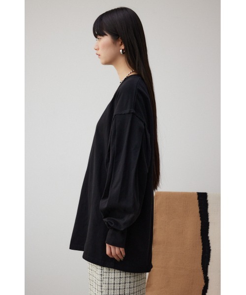 AZUL by moussy（アズールバイマウジー）の「スリーブタックロンT（Tシャツ/カットソー・レディース・ホワイト/ブルー/ブラック・FREE）」の18枚目の写真