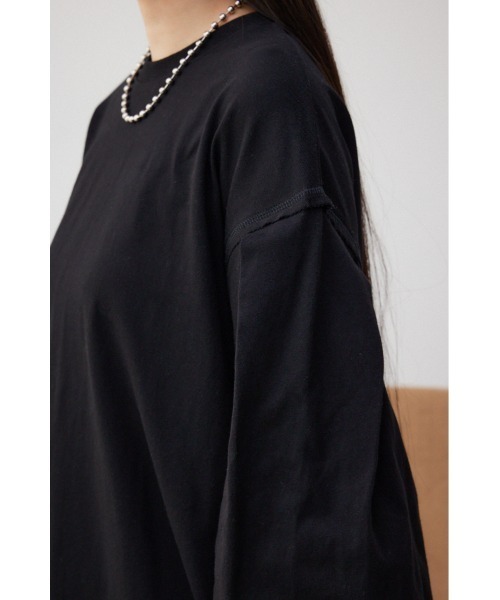 AZUL by moussy（アズールバイマウジー）の「スリーブタックロンT（Tシャツ/カットソー・レディース・ホワイト/ブルー/ブラック・FREE）」の15枚目の写真