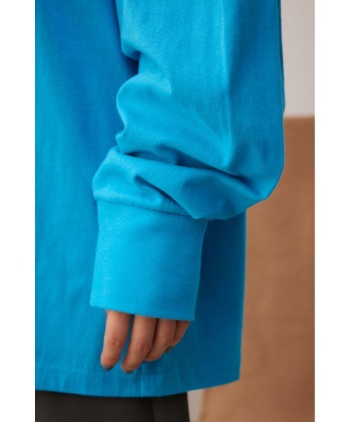 AZUL by moussy（アズールバイマウジー）の「スリーブタックロンT（Tシャツ/カットソー・レディース・ホワイト/ブルー/ブラック・FREE）」の5枚目の写真