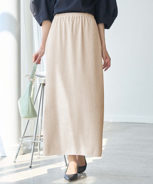 PINORE／日本製 定価4万円・上質 光沢生地のリュクスなプリーツスカート 美品 PINORE／日本製 定価4・上質 光沢生地のリュクスなプリーツ