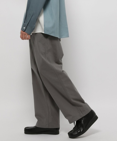 niko and...（ニコアンド）の「1タックライトコットンチノパンツ（チノパンツ・メンズ・ベージュ/グレー/アイボリー・LARGE/MEDIUM）」の12枚目の写真