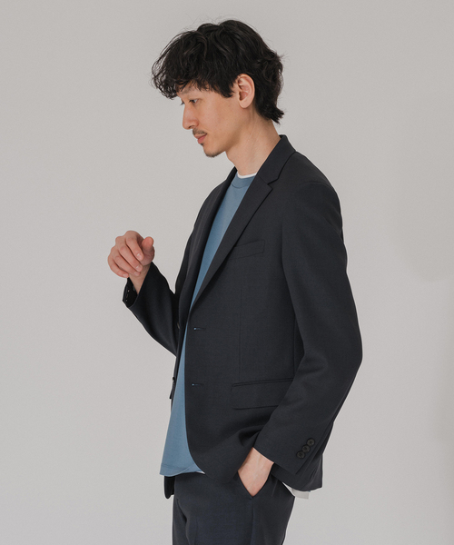 EDIFICE（エディフィス）の「”吸汗＆速乾機能”EVALET メッシュ 2ボタン ジャケット【セットアップ着用可】（テーラードジャケット・メンズ・ベージュ/ネイビー・LARGE/X-LARGE/MEDIUM/SMALL）」の5枚目の写真