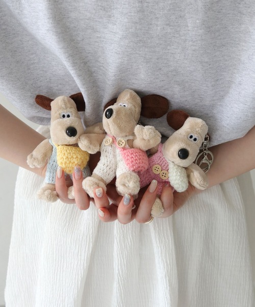 nomnom】サスペンダーぬいぐるみキーホルダー（キーホルダー）｜nomnom