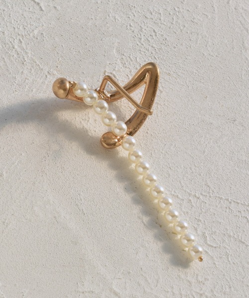 GOLDY(ゴールディ)の「メタル ライン ハング パール ヘアカフ(ヘアゴム・レディース・ゴールド/シルバー系その他/ゴールド系その他/シルバー・FREE)」の7枚目の写真