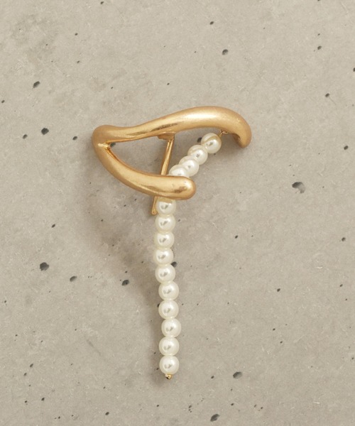 GOLDY(ゴールディ)の「メタル ライン ハング パール ヘアカフ(ヘアゴム・レディース・ゴールド/シルバー系その他/ゴールド系その他/シルバー・FREE)」の9枚目の写真