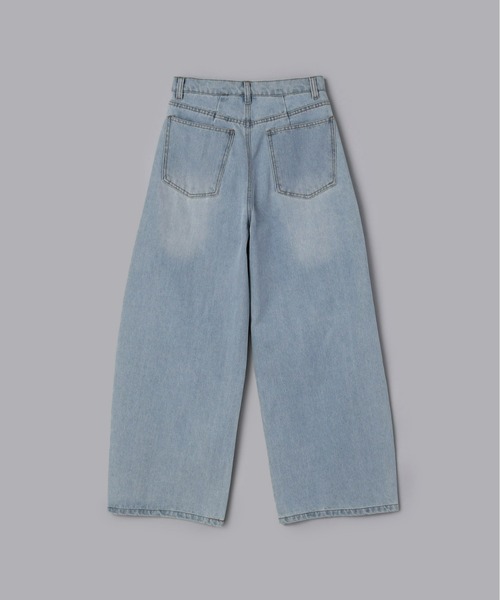 Olu.(オルドット)の「タックデニムパンツ(デニムパンツ・レディース・ライトブルー/ブルー・1/0)」の9枚目の写真