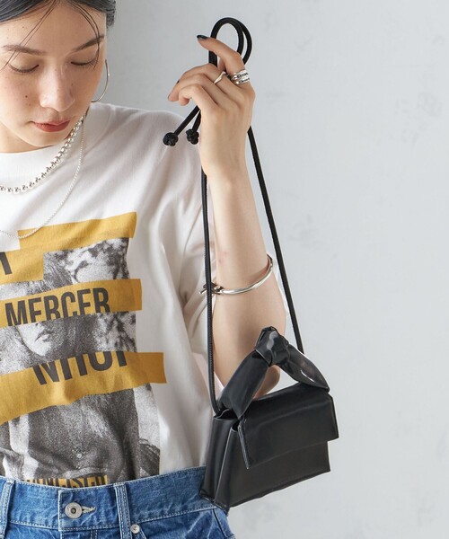 ADD CULUMN（アドカラム）の「ADD CULUMN:WAFT MICRO SHOULDER（ショルダーバッグ・レディース・ブラック/ライトブルー/シルバー・ONE SIZE）」の18枚目の写真