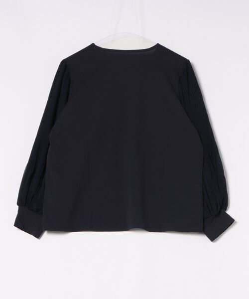 BELLUNA PLUS(ベルーナ)の「パール釦使い袖プリーツプルオーバー(Tシャツ/カットソー・レディース・ネイビー/キャメル・X-LARGE/LARGE/MEDIUM)」の18枚目の写真