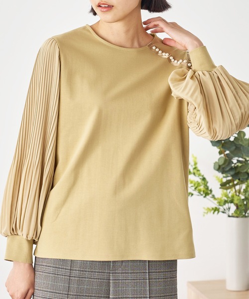 BELLUNA PLUS(ベルーナ)の「パール釦使い袖プリーツプルオーバー(Tシャツ/カットソー・レディース・ネイビー/キャメル・X-LARGE/LARGE/MEDIUM)」の6枚目の写真