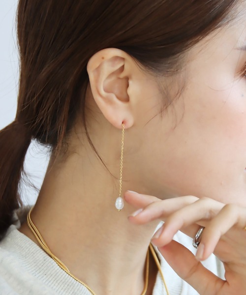 abaskdesign（アバスクデザイン）の「金属アレルギー対応 淡水パールロングピアス（ピアス（両耳用）・レディース・シルバー/ゴールド・FREE）」の5枚目の写真