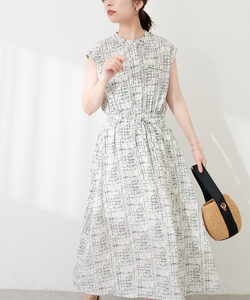 【新品】スーパービューティーフレンチスリーブウエストリボンフラワーワンピース44 natural couture（ナチュラルクチュール）の「フレンチスリーブ