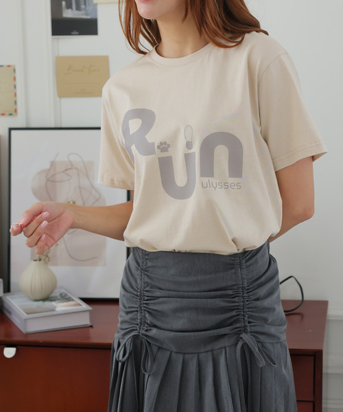 Girly Doll(ガーリードール)の「オリジナルプリントRUNTシャツ(Tシャツ/カットソー・レディース・ピンク/ベージュ/ダークグレー・F)」の13枚目の写真