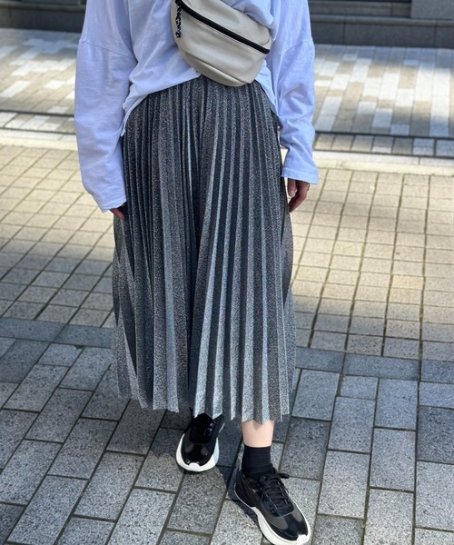 deux amour（ドゥーザムール）の「ラメプリーツスカート（Tシャツ/カットソー・レディース・シルバー/グレー/ピンク・FREE）」の5枚目の写真