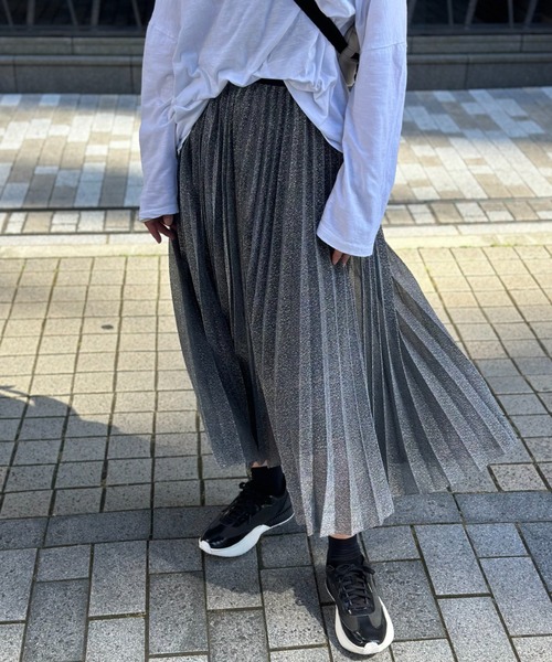 deux amour（ドゥーザムール）の「ラメプリーツスカート（Tシャツ/カットソー・レディース・シルバー/グレー/ピンク・FREE）」の7枚目の写真