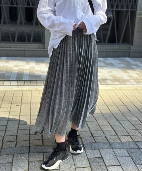 deux amour（ドゥーザムール）の「ラメプリーツスカート（Tシャツ/カットソー・レディース・シルバー/グレー/ピンク・FREE）」の6枚目の写真